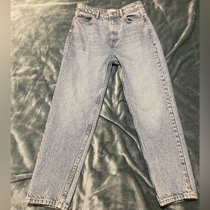 Zara, Size 6, Light washed, High-Rise, Ankle Cut, Mom Jeans